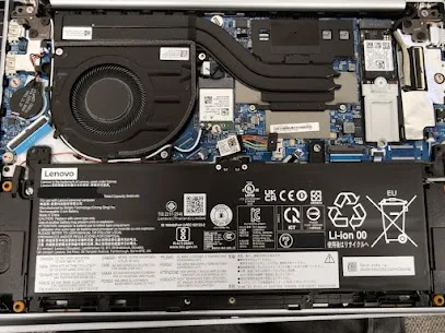 Lenovo IdeaPad Slim 5の内部写真